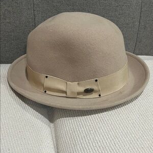 Elegant Bailey’s of Hollywood Tan Women's 100% wool Hat